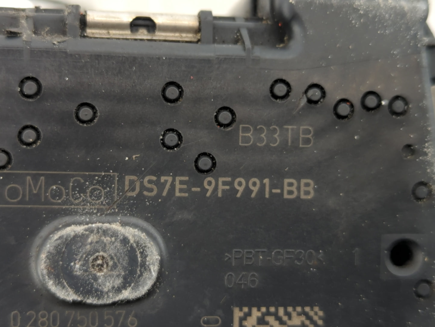 2014-2018 Ford Focus Throttle Body P/N:DS7E-9F991-BB Fits Fits 2014 2015 2016 2017 2018 2019 2020 2021 2022 OEM Used Auto Pa