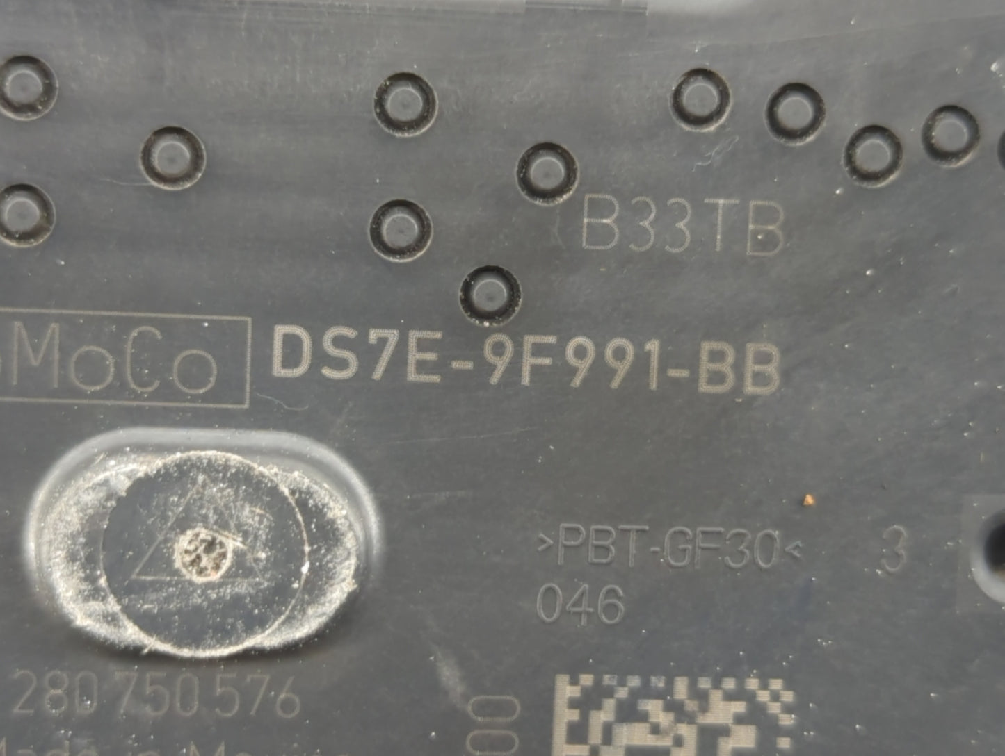 2014-2018 Ford Focus Throttle Body P/N:DS7E-9F991-BB Fits Fits 2014 2015 2016 2017 2018 2019 2020 2021 2022 OEM Used Auto Pa