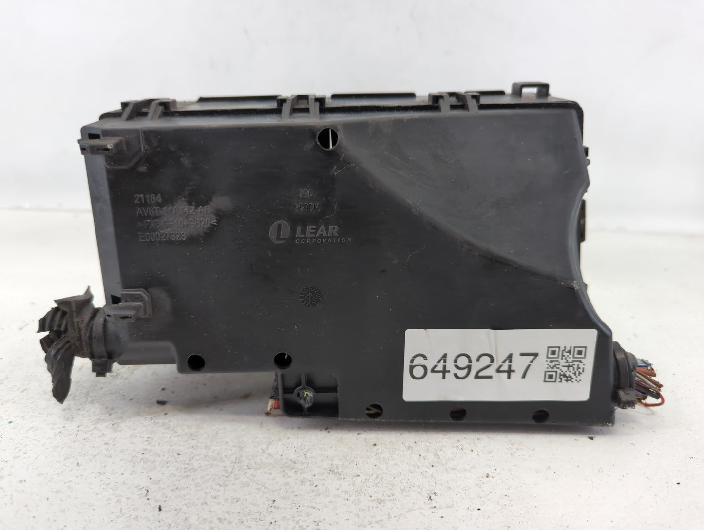 2012-2014 Ford Focus Fusebox Fuse Box Panel Relay Module P/N:AV6T-14A142-AB Fits Fits 2012 2013 2014 OEM Used Auto Parts - O
