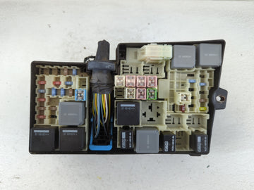 2012-2014 Ford Focus Fusebox Fuse Box Panel Relay Module P/N:AV6T-14A067-AD Fits Fits 2012 2013 2014 OEM Used Auto Parts