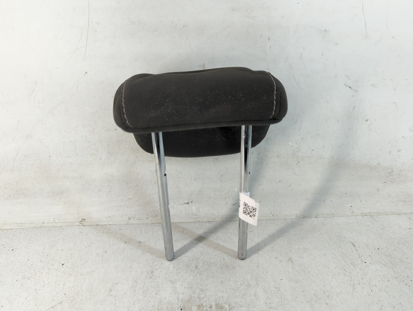 2013-2014 Ford Focus Headrest Head Rest Rear Seat Fits Fits 2013 2014 OEM Used Auto Parts - Oemusedautoparts1.com