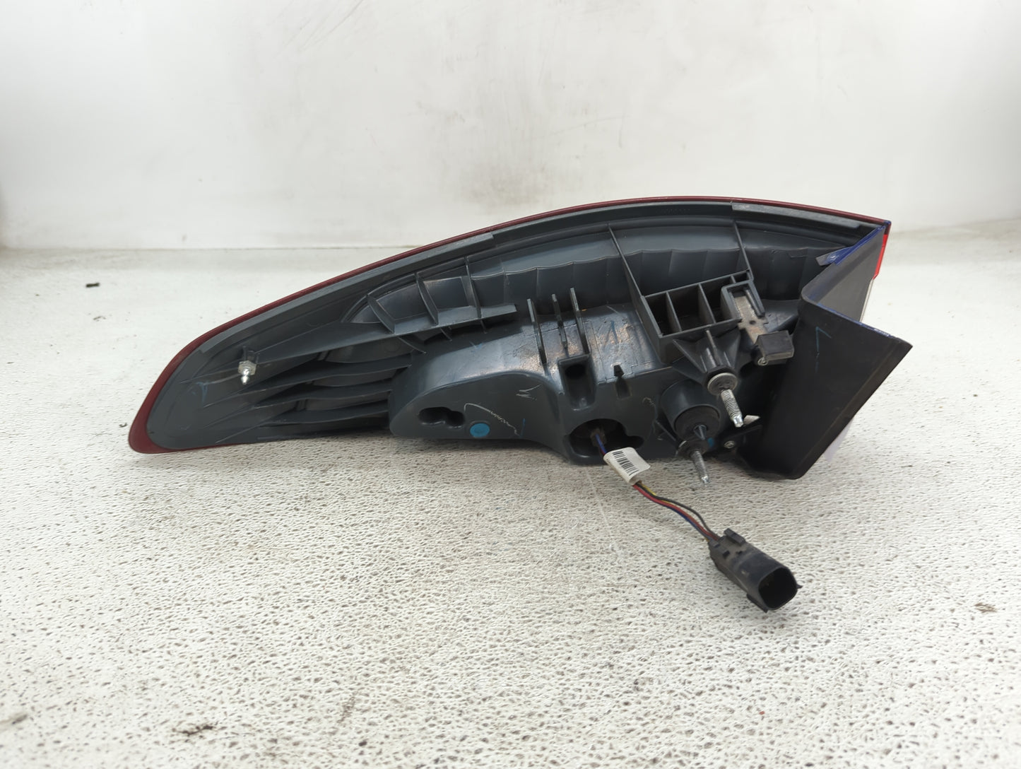 2013-2016 Ford Fusion Tail Light Assembly Driver Left OEM P/N:DS73-13405-BL Fits Fits 2013 2014 2015 2016 OEM Used Auto Part