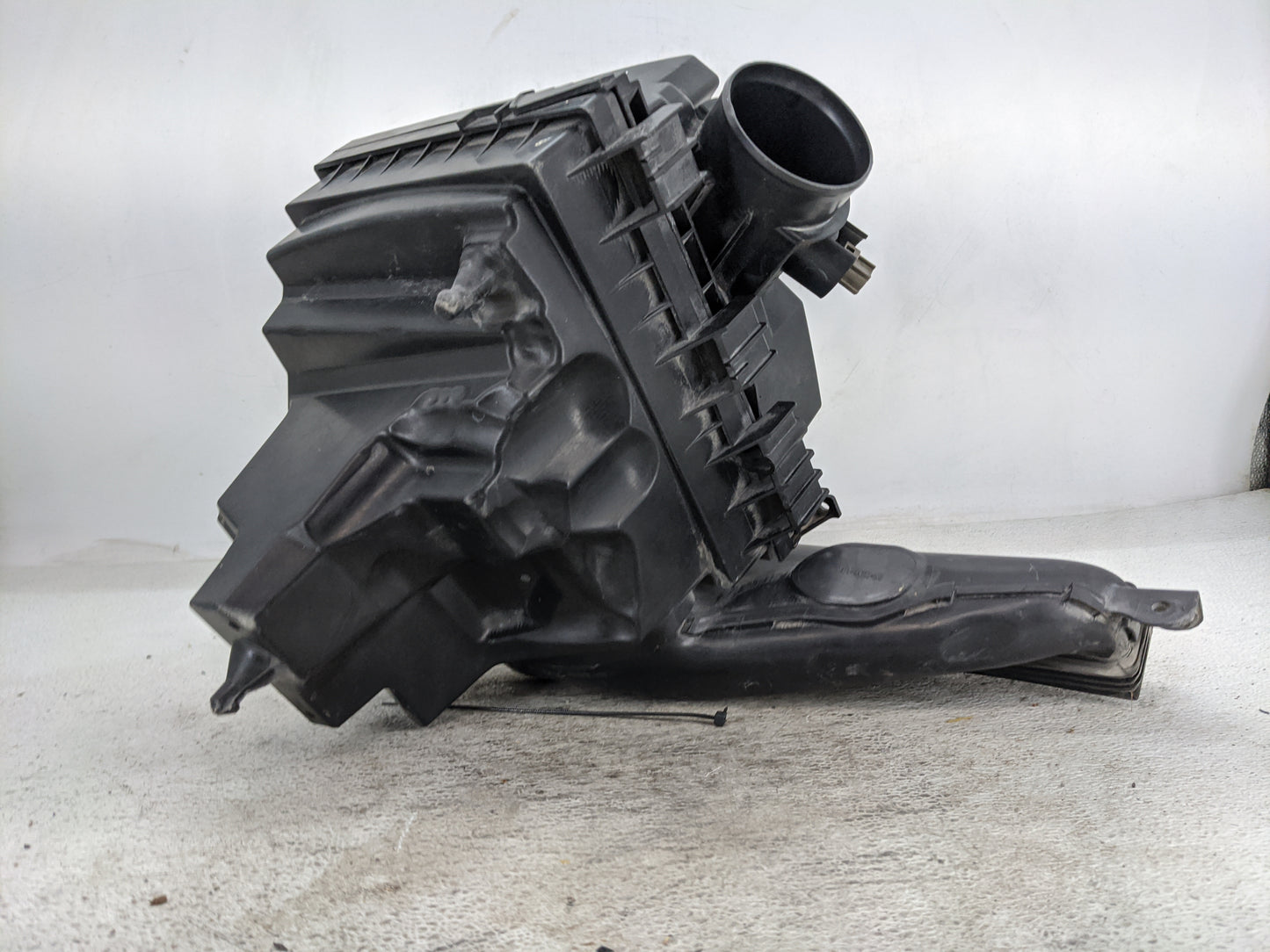 2013-2014 Ford Fusion Air Cleaner Intake-duct Hose Tube 1463300 - Oemusedautoparts1.com