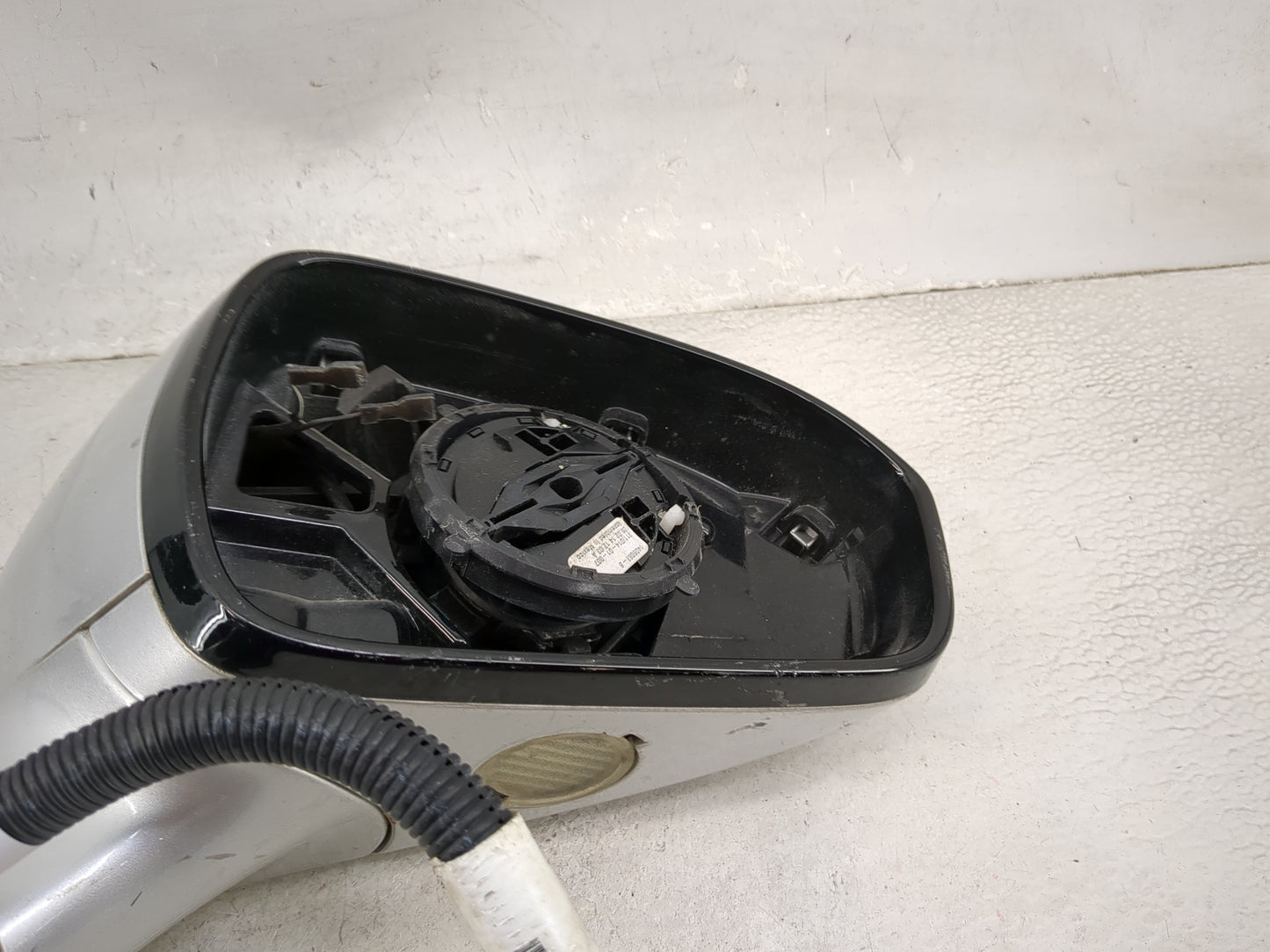 2013-2014 Ford Fusion Passenger Side View Mirror - Right Door Mirror OEM Used - Oemusedautoparts1.com