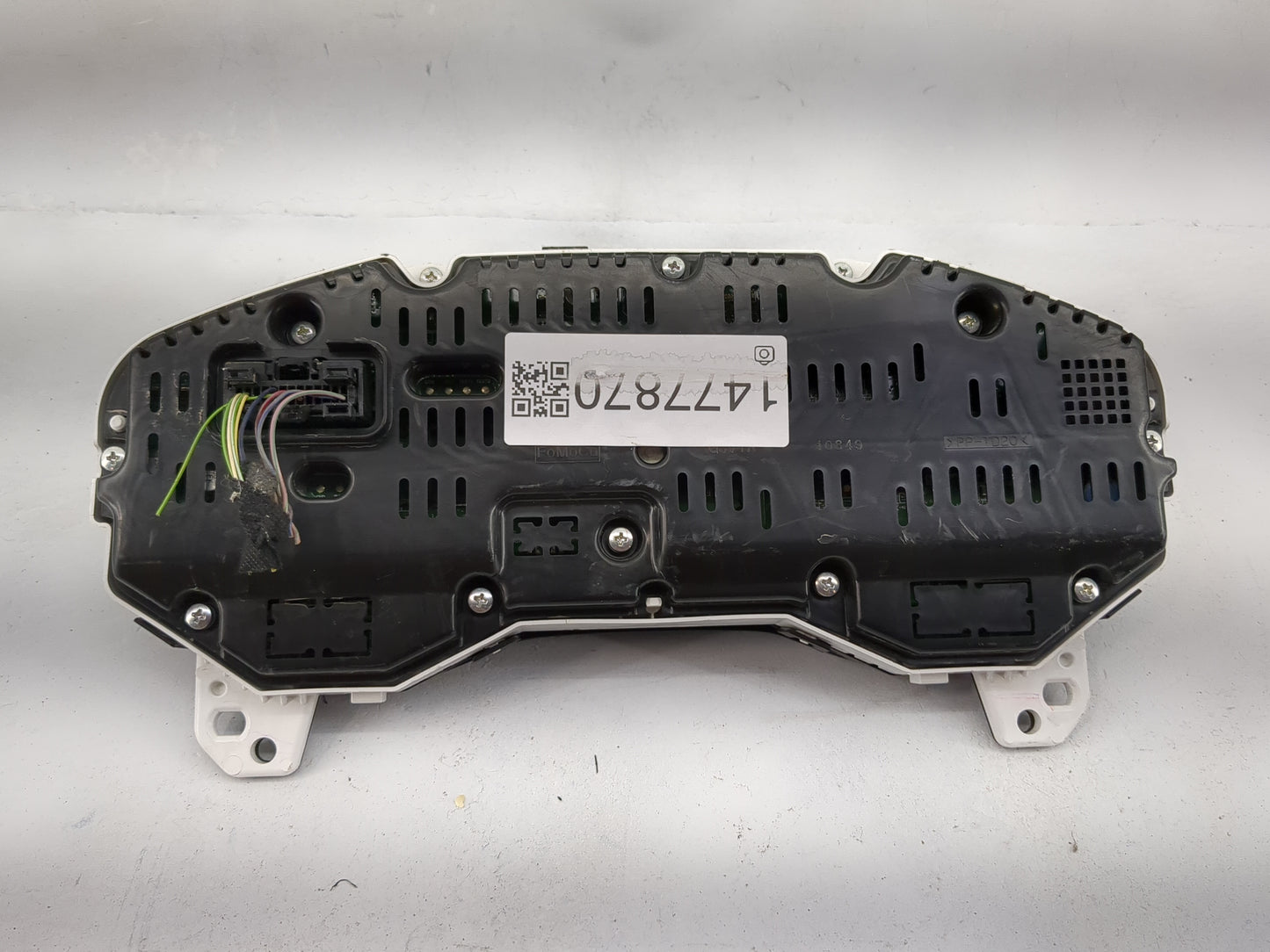 2014 Ford Fusion Instrument Cluster Speedometer Gauges P/N:ES7T-10849-JB MX257490-4671 Miles: Fits OEM Used Auto Parts - Oem