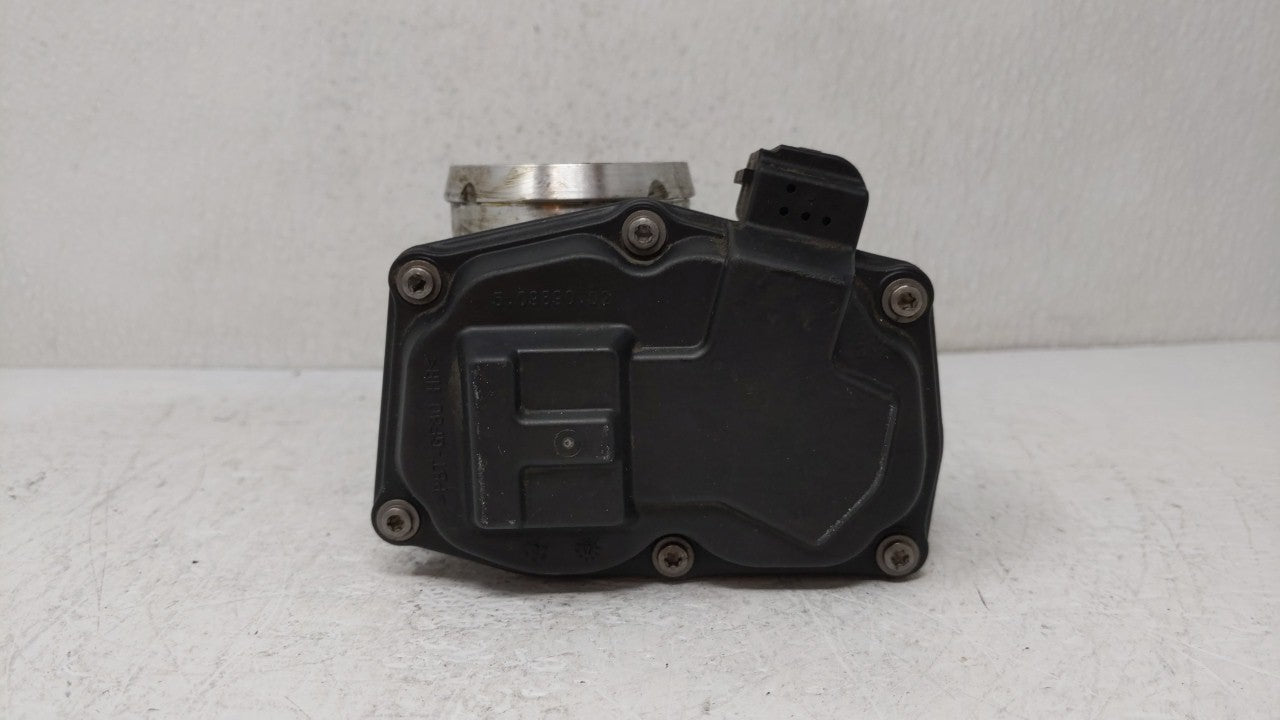 2014-2019 Ford Fusion Throttle Body P/N:DS7G-9E991-BB DS7G-9F991-CA Fits Fits 2014 2015 2016 2017 2018 2019 OEM Used Auto Pa