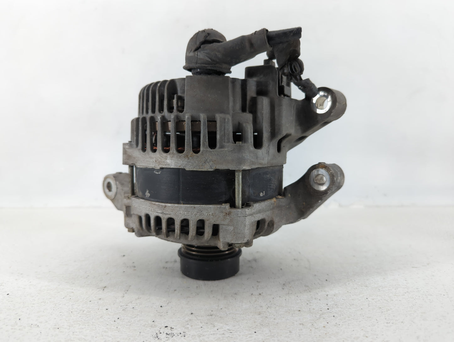 2013-2020 Ford Fusion Alternator Replacement Generator Charging Assembly Engine OEM P/N:D67T-10 Fits OEM Used Auto Parts - O
