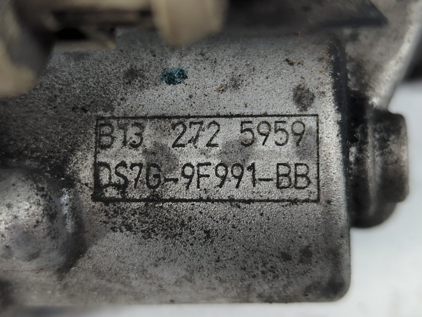 2014-2020 Ford Fusion Throttle Body P/N:B13 272 5959 DS7G-9F991-BB Fits Fits 2014 2015 2016 2017 2018 2019 2020 OEM Used Aut