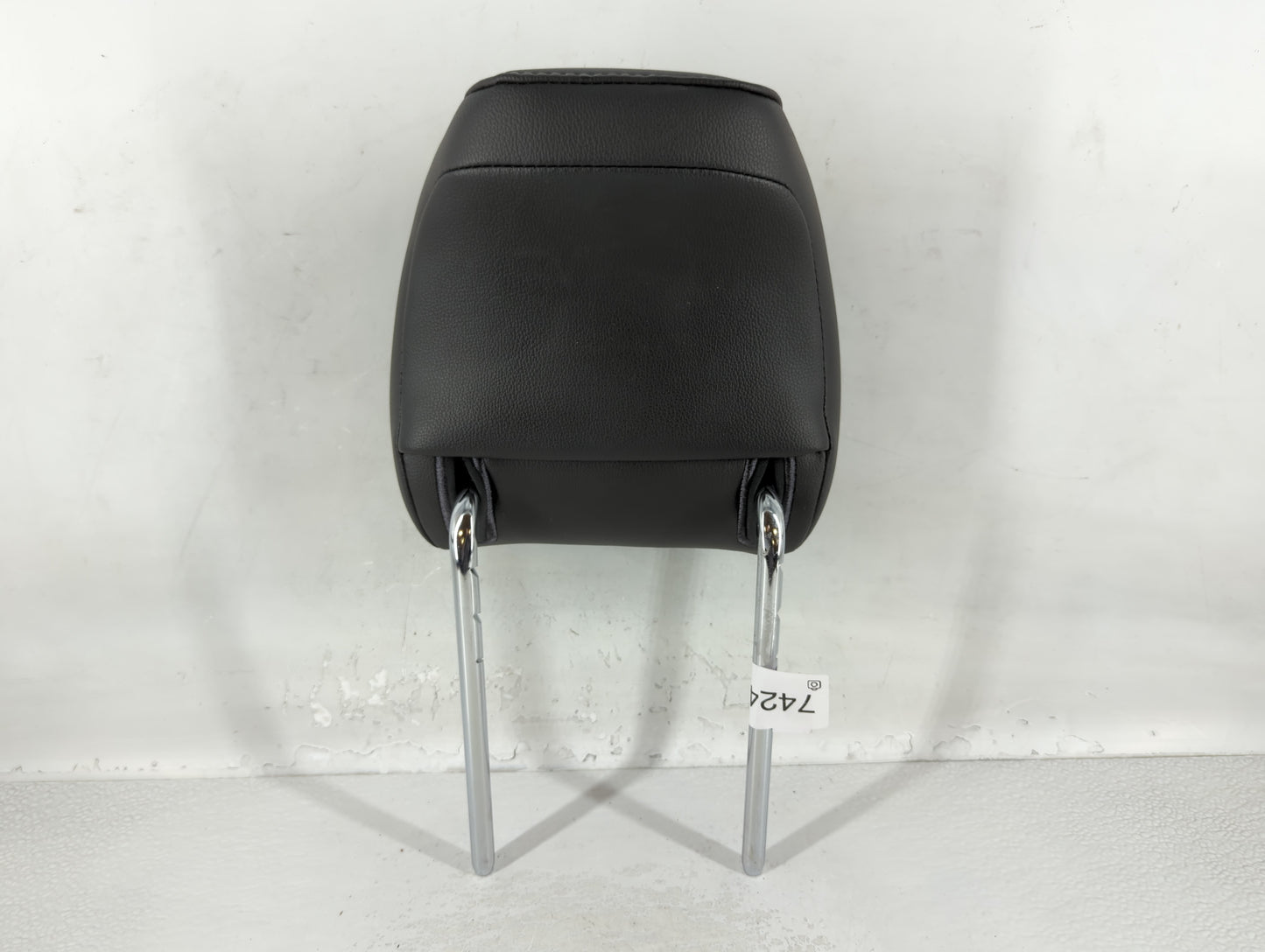 2014 Ford Fusion Headrest Head Rest Front Driver Passenger Seat Fits Fits 1999 2000 2001 2002 OEM Used Auto Parts - Oemuseda