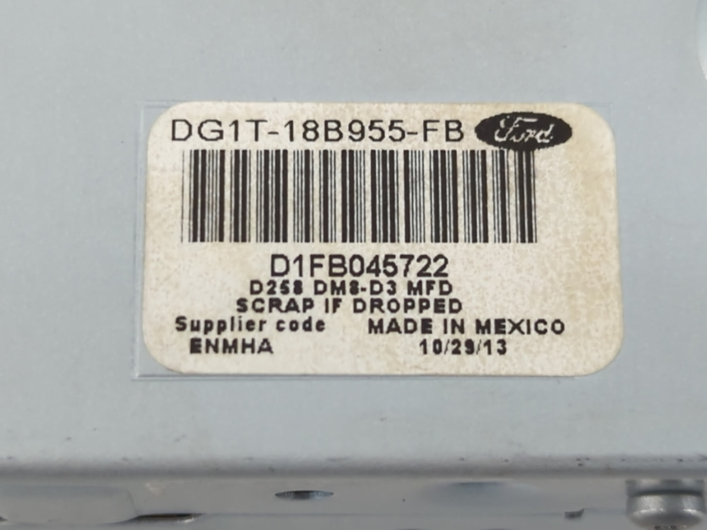 2013-2016 Ford Taurus Radio AM FM Cd Player Receiver Replacement P/N:DG1T-18B955-FB Fits Fits 2013 2014 2015 2016 OEM Used A