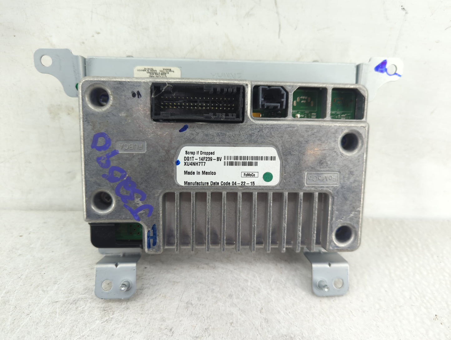 2014 Ford Taurus Information Radio Display Screen 1384046 - Oemusedautoparts1.com