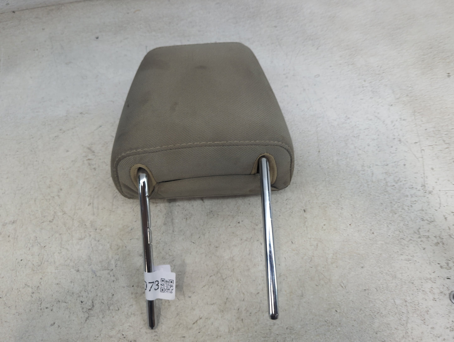 2013-2019 Ford Taurus Headrest Head Rest Front Driver Seat Ivory - Oemusedautoparts1.com