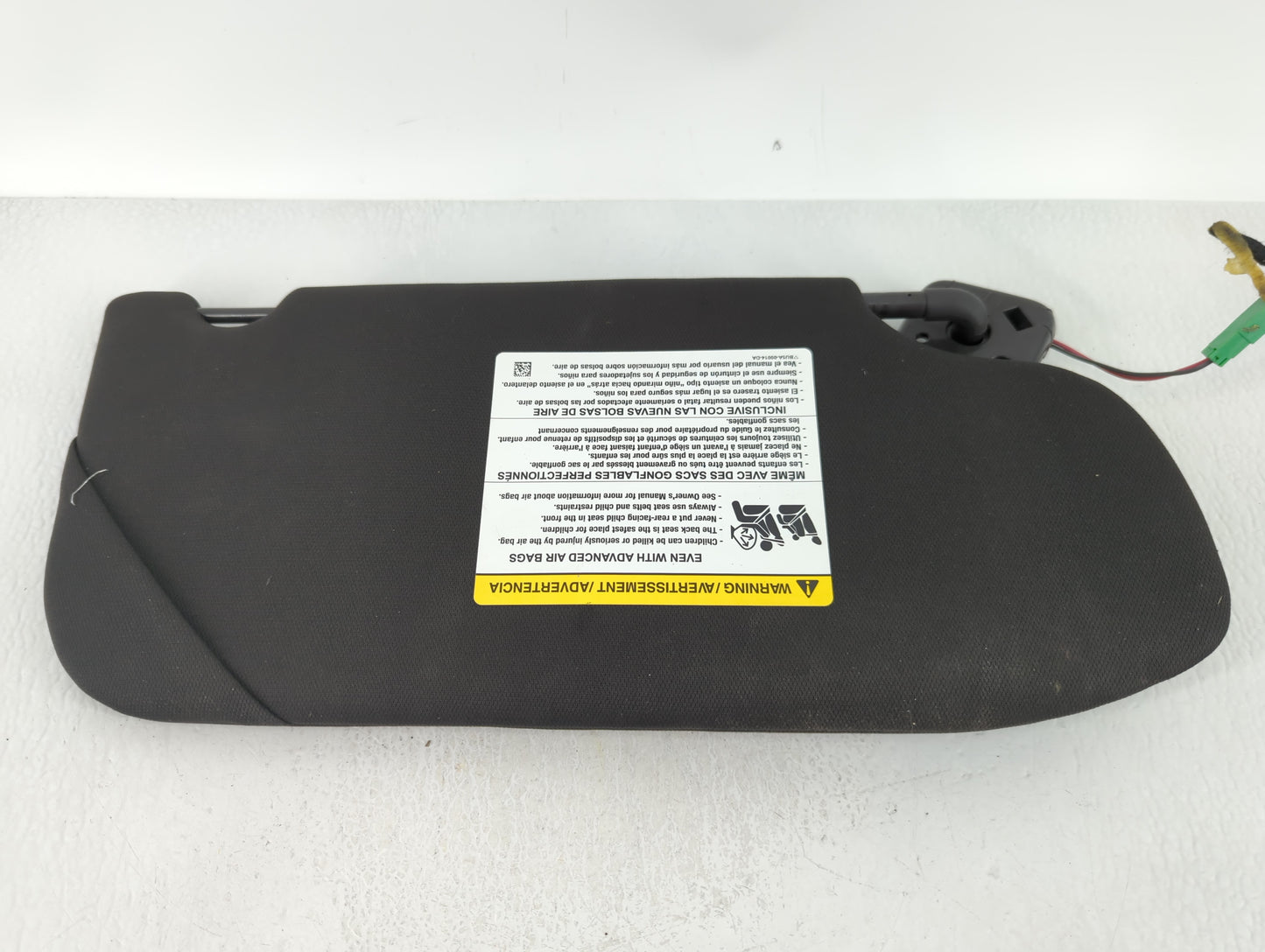 2013-2019 Ford Taurus Sun Visor Shade Replacement Driver Left Mirror Fits Fits 2013 2014 2015 2016 2017 2018 2019 OEM Used A