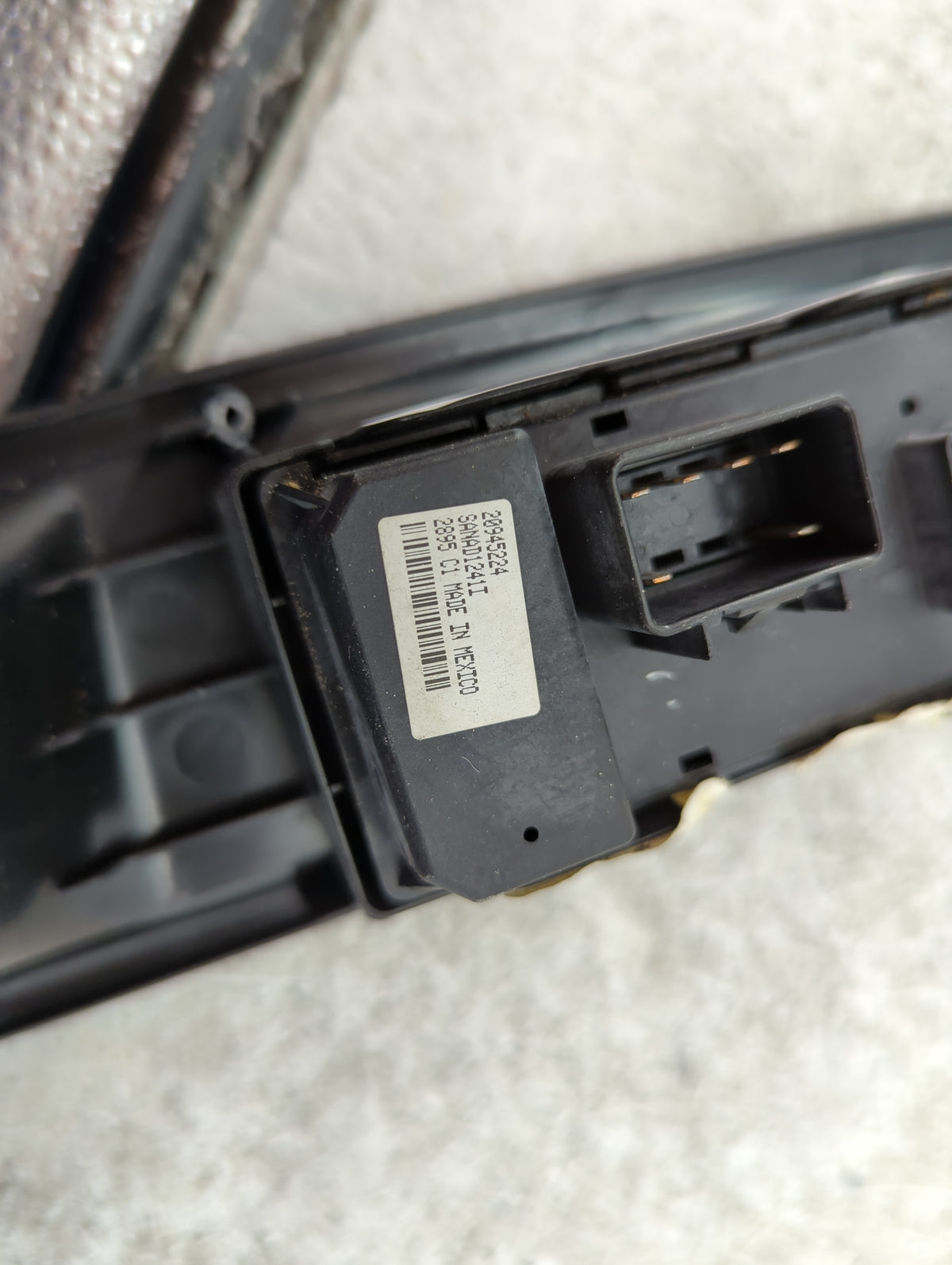 2010-2017 Gmc Acadia Master Power Window Switch Replacement Driver Side Left P/N:20945224 9ANADL241I Fits OEM Used Auto Part