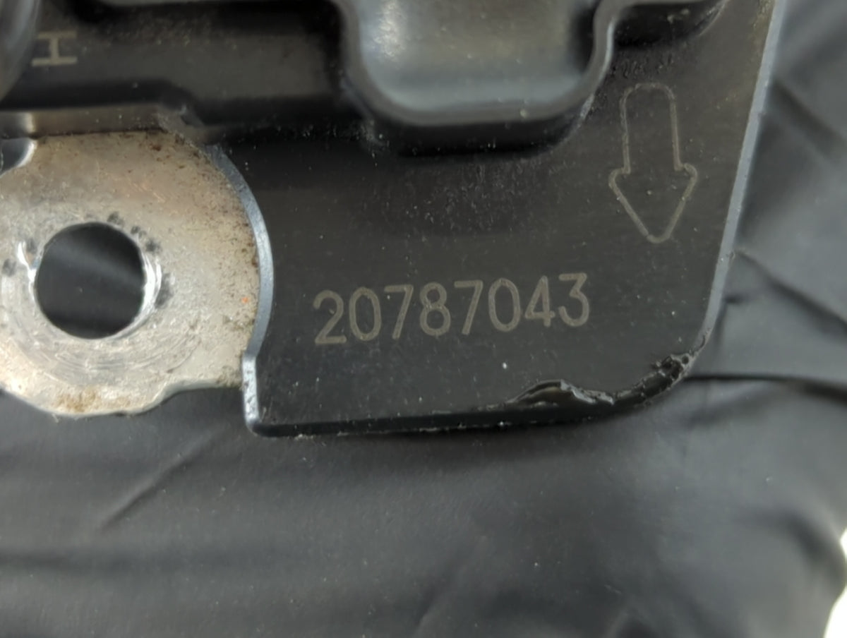 2012-2022 Gmc Acadia Mass Air Flow Meter Maf Sensor 731761 - Oemusedautoparts1.com