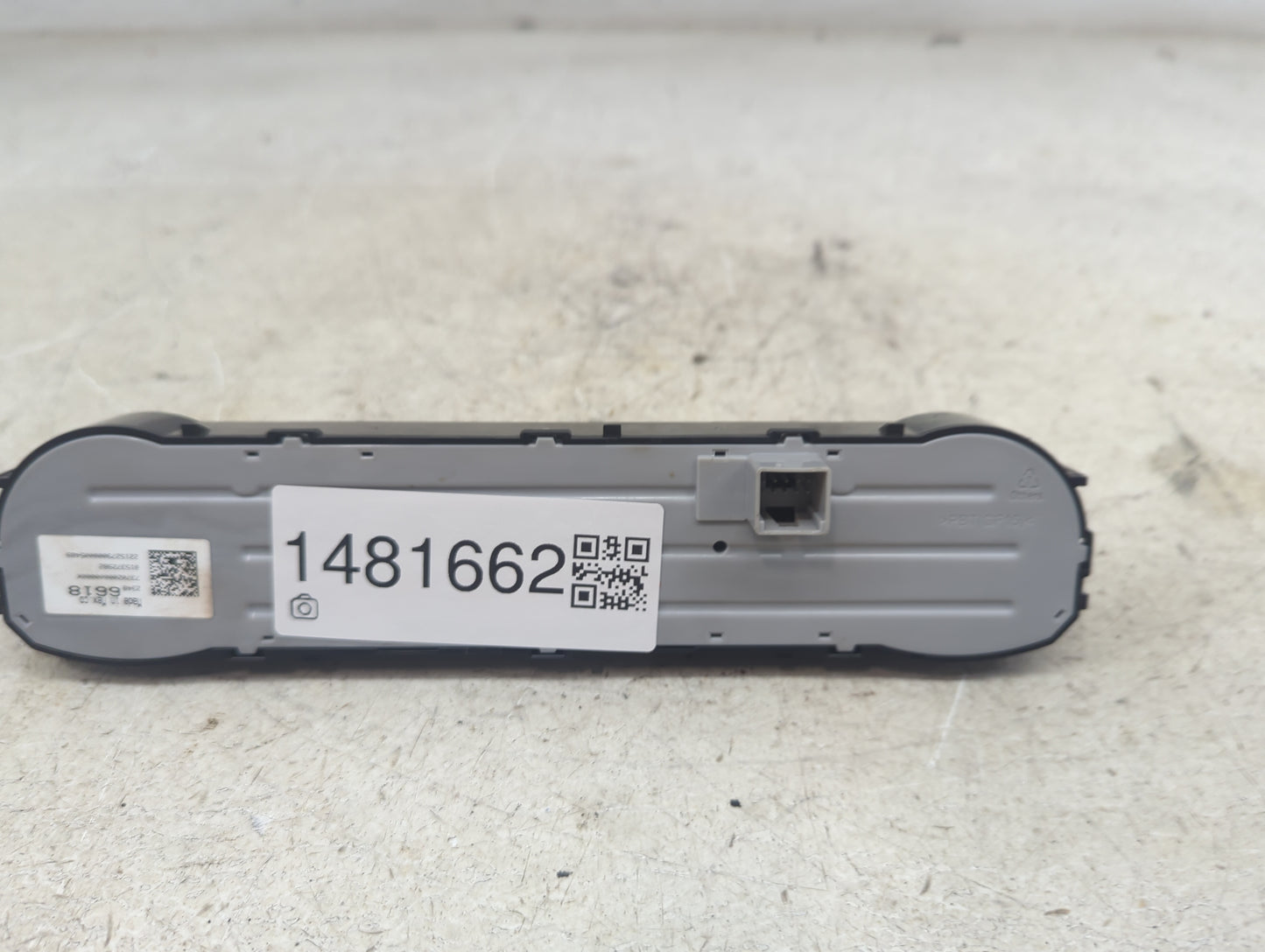 2015 Gmc Sierra 1500 Climate Control Module Temperature AC/Heater Replacement P/N:23486618 81S372982, 737020000000X Fits OEM