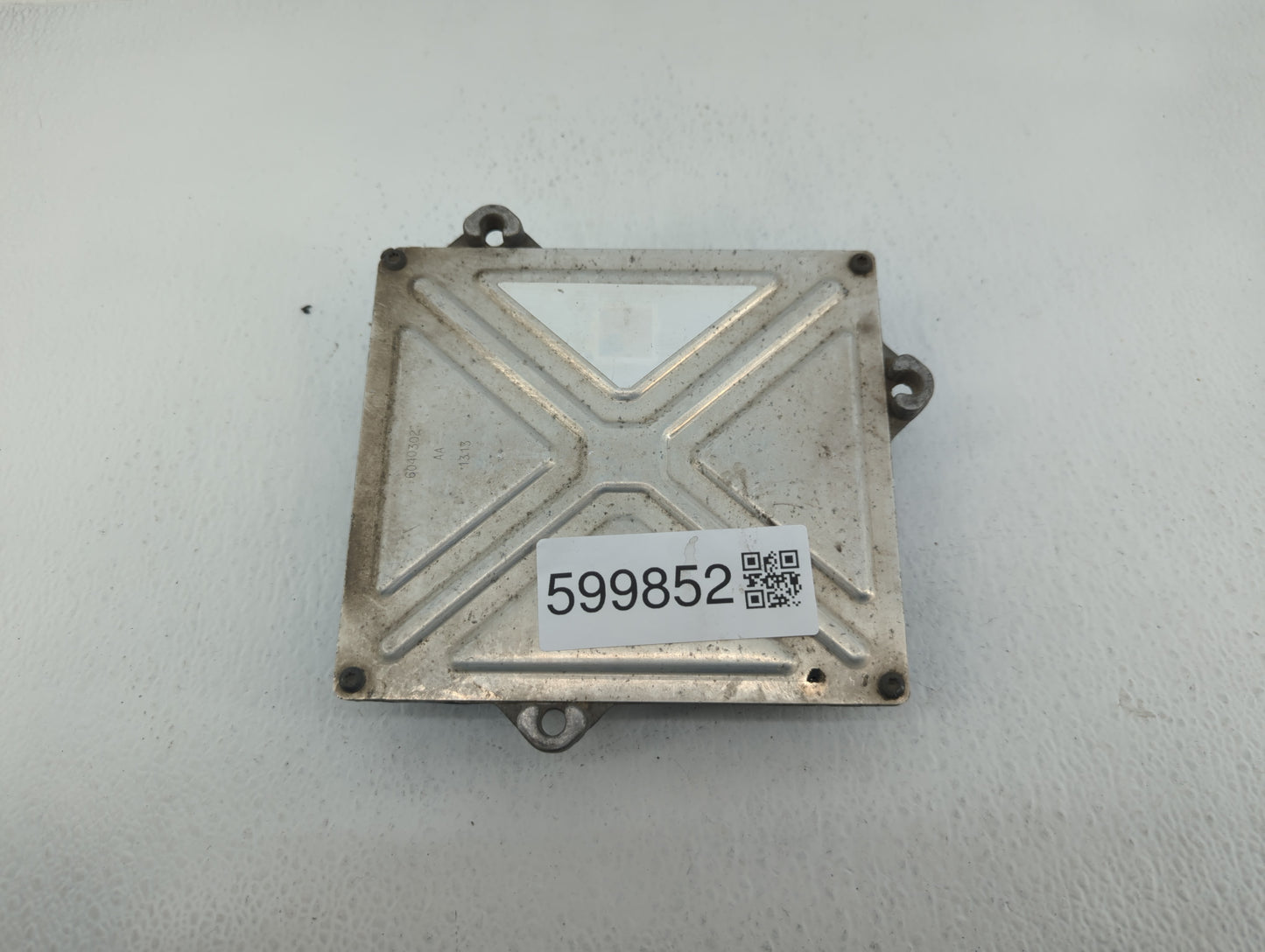 2014-2015 Gmc Sierra 1500 Chassis Control Module Ccm Bcm Body Control - Oemusedautoparts1.com