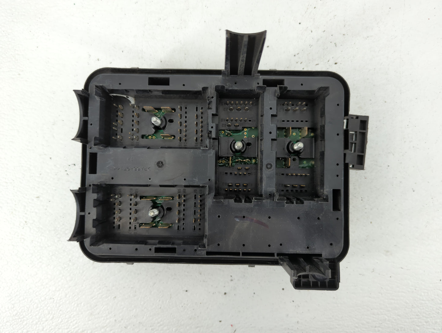 2013-2016 Gmc Terrain Fusebox Fuse Box Panel Relay Module P/N:22929761_01 Fits Fits 2013 2014 2015 2016 OEM Used Auto Parts