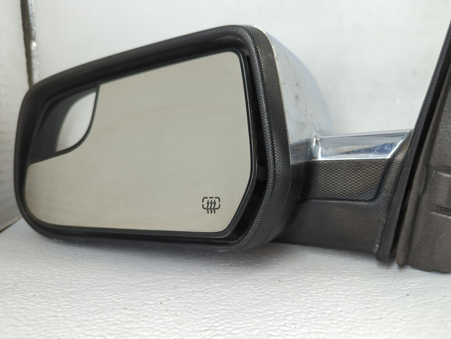 2013-2017 Gmc Terrain Driver Side View Mirror - Left Door Mirror OEM Used - Oemusedautoparts1.com