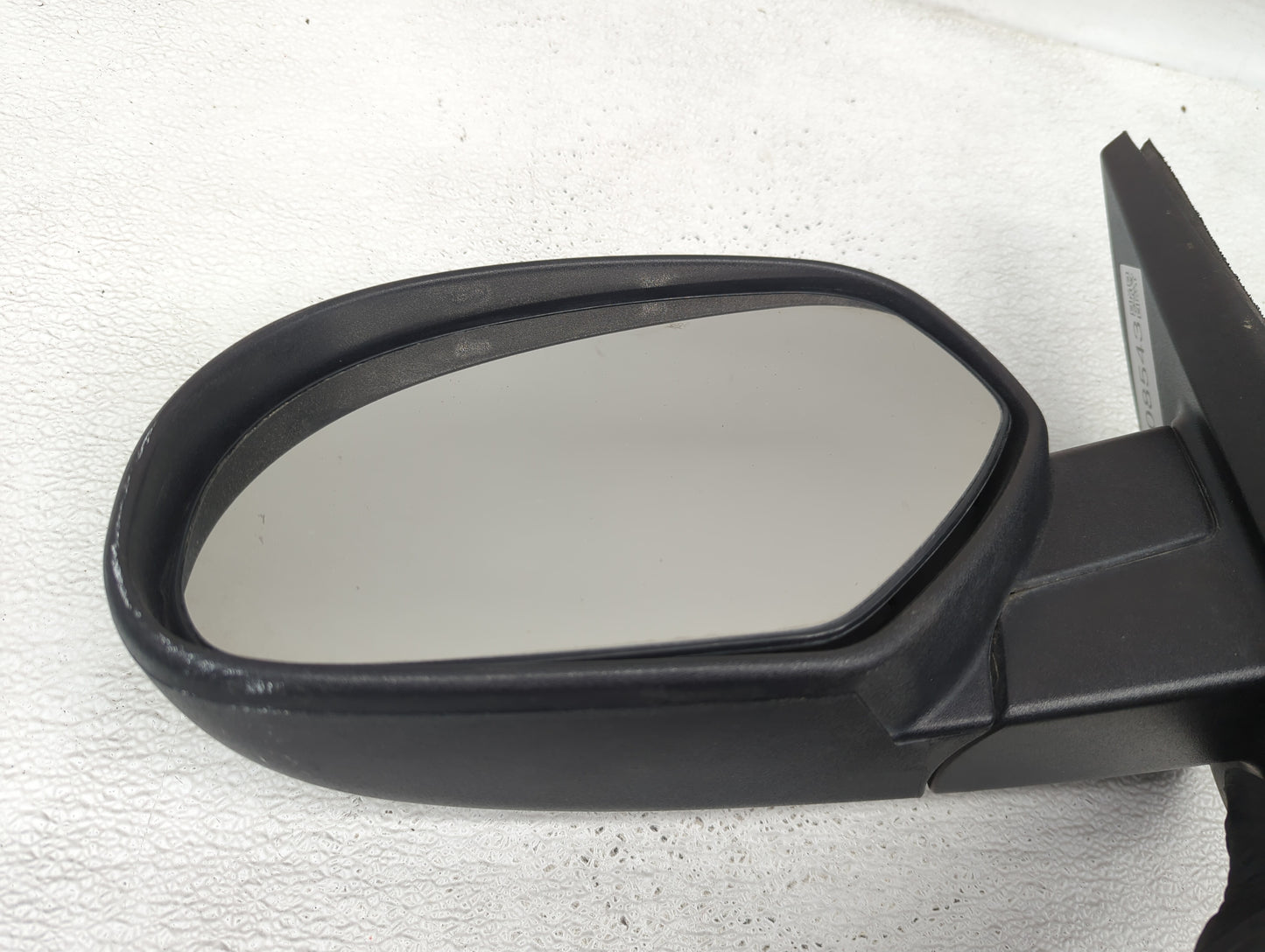 2007-2014 Gmc Yukon Xl 1500 Driver Side View Mirror - Left Door Mirror OEM Used - Oemusedautoparts1.com