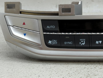 2013-2015 Honda Accord Climate Control Module Temperature AC/Heater Replacement P/N:79630STK A411M1 79600 T2F A611 M1 Fits OEM Used Auto Parts