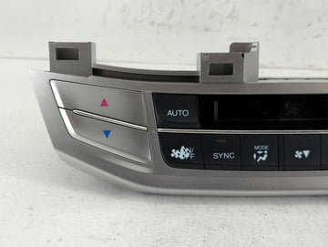 2013-2015 Honda Accord Climate Control Module Temperature AC/Heater Replacement P/N:28313050439 NH869L Fits Fits 2013 2014 2015 OEM Used Auto Parts