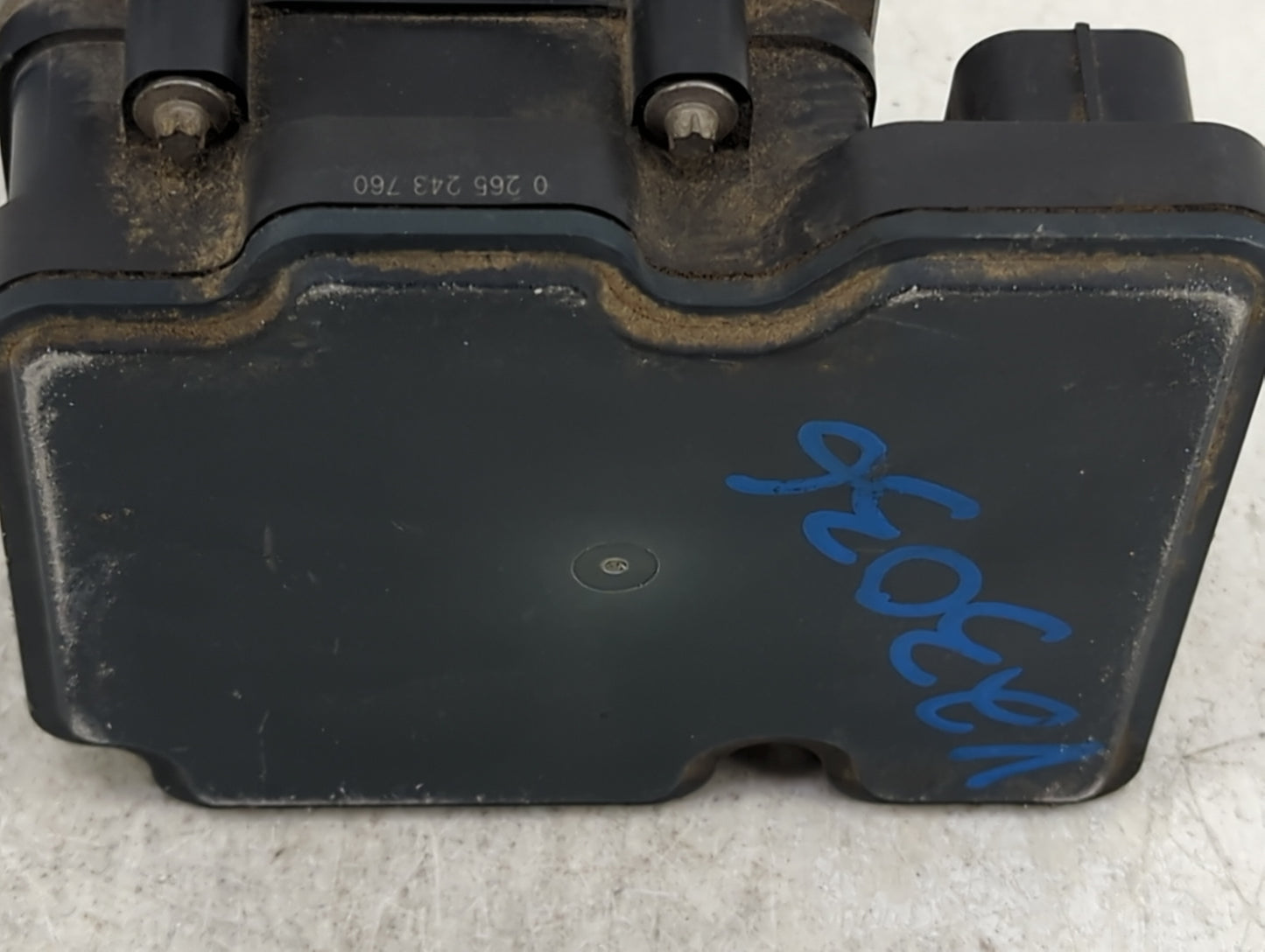 2014 Honda Cr-V ABS Pump Control Module Replacement P/N:57110-T0H-A112-M1 Fits OEM Used Auto Parts - Oemusedautoparts1.com
