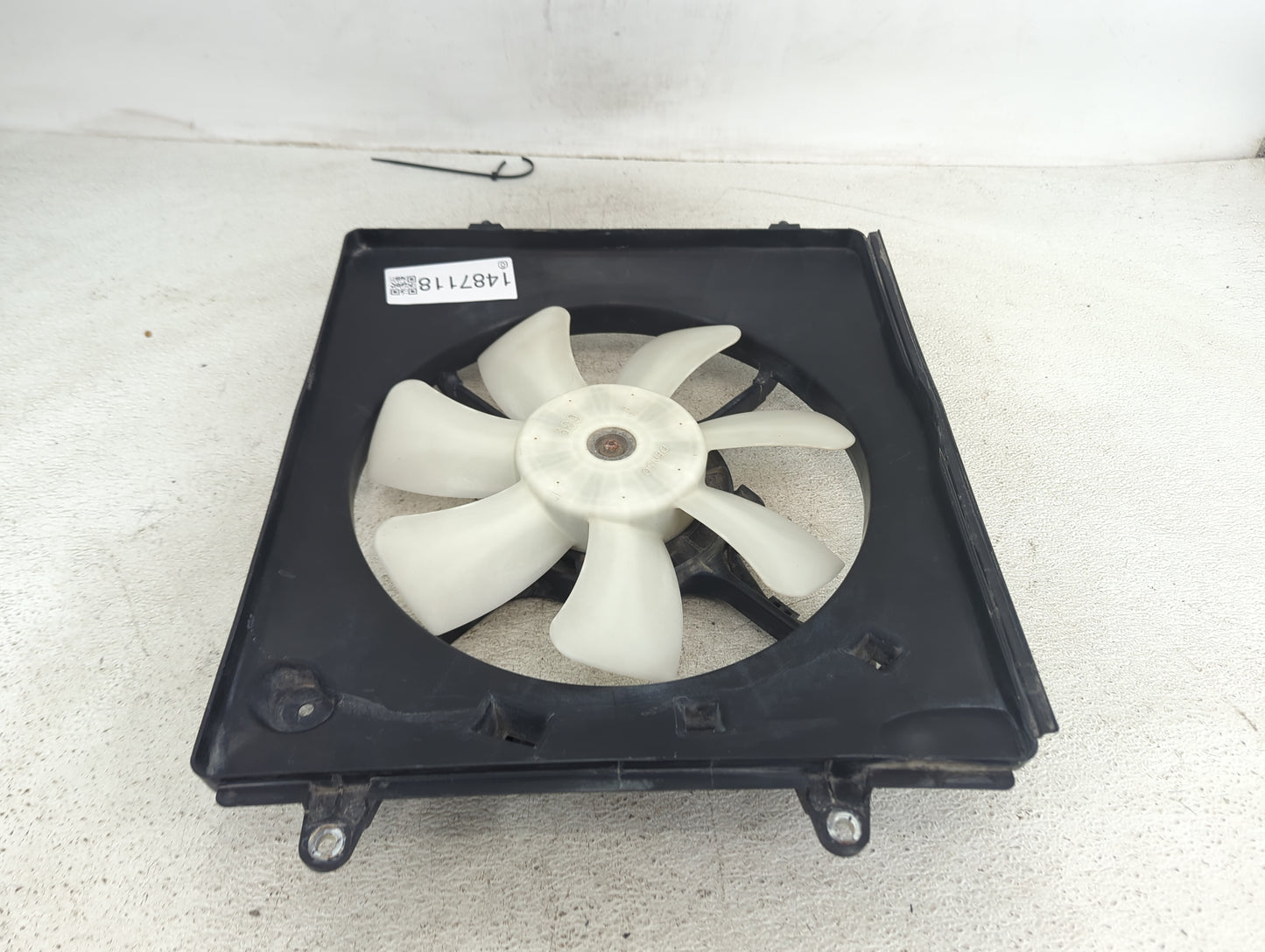 2014 Honda Crv Electric Radiator Cooling Fan Motor Assembly Fits Fits 2012 2013 OEM Used Auto Parts - Oemusedautoparts1.com