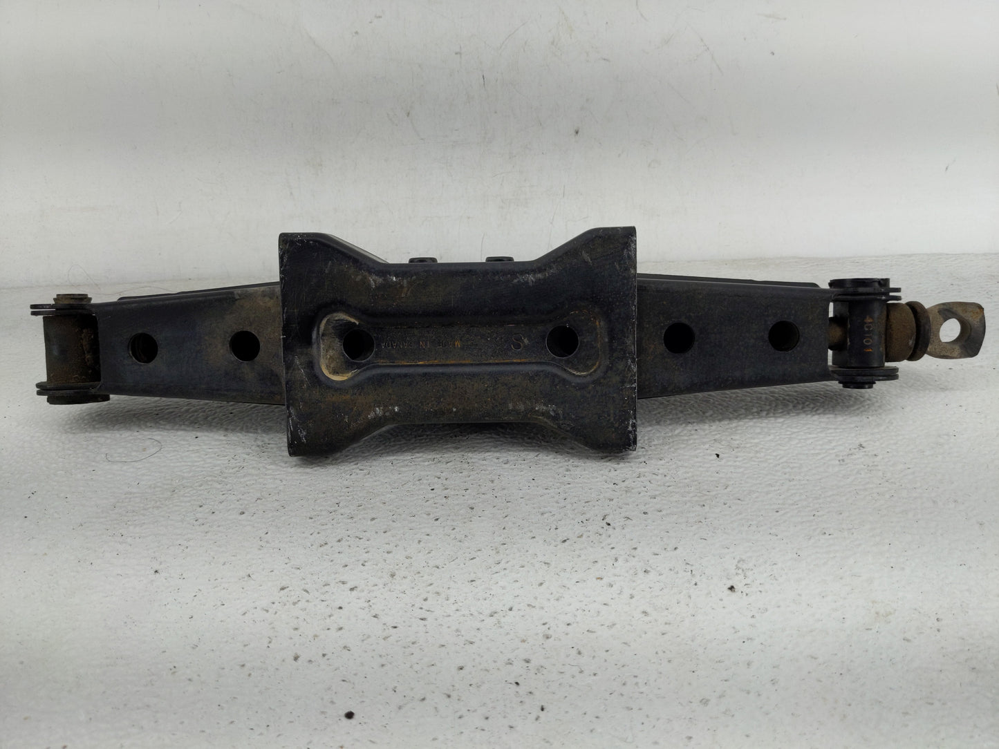 2014 Honda Odyssey Spare Scissor Car Jack - Oemusedautoparts1.com