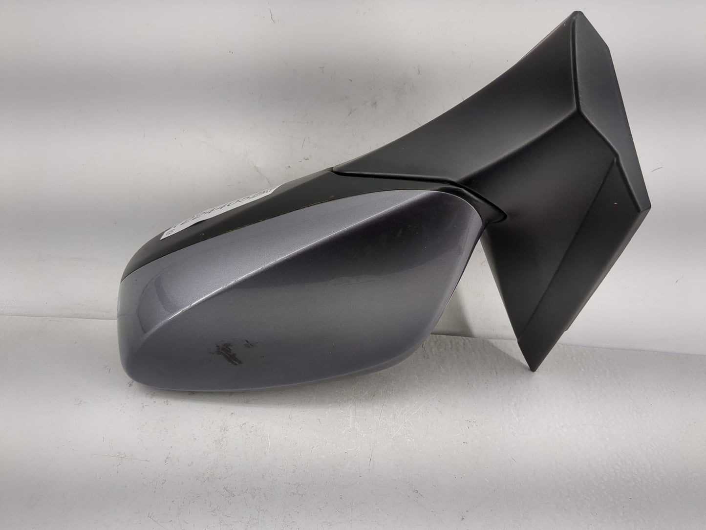 2014-2017 Hyundai Accent Passenger Right Side View Manual Door Mirror - Oemusedautoparts1.com