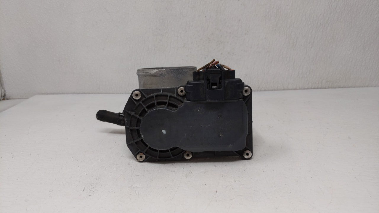 2012-2019 Hyundai Accent Throttle Body P/N:5302-1S02 35100-2B300 Fits Fits 2012 2013 2014 2015 2016 2017 2018 2019 OEM Used