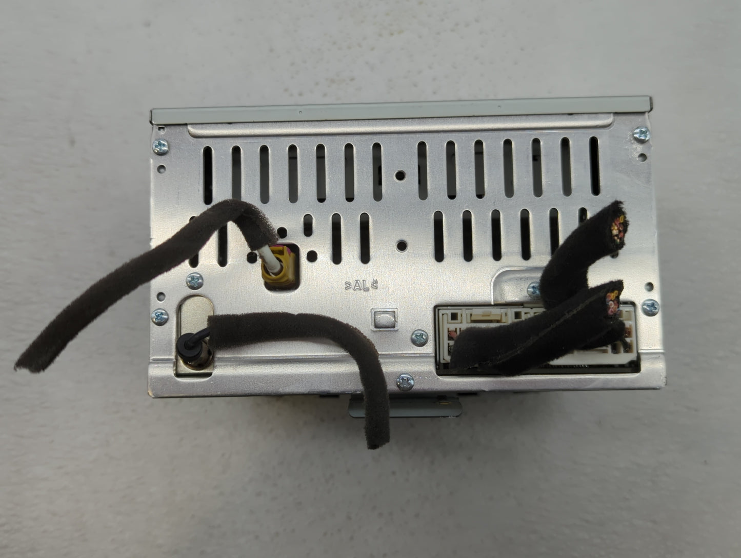 2014 Hyundai Accent Radio AM FM Cd Player Receiver Replacement P/N:96170-1R1104X 96170-1R1104 Fits OEM Used Auto Parts - Oem