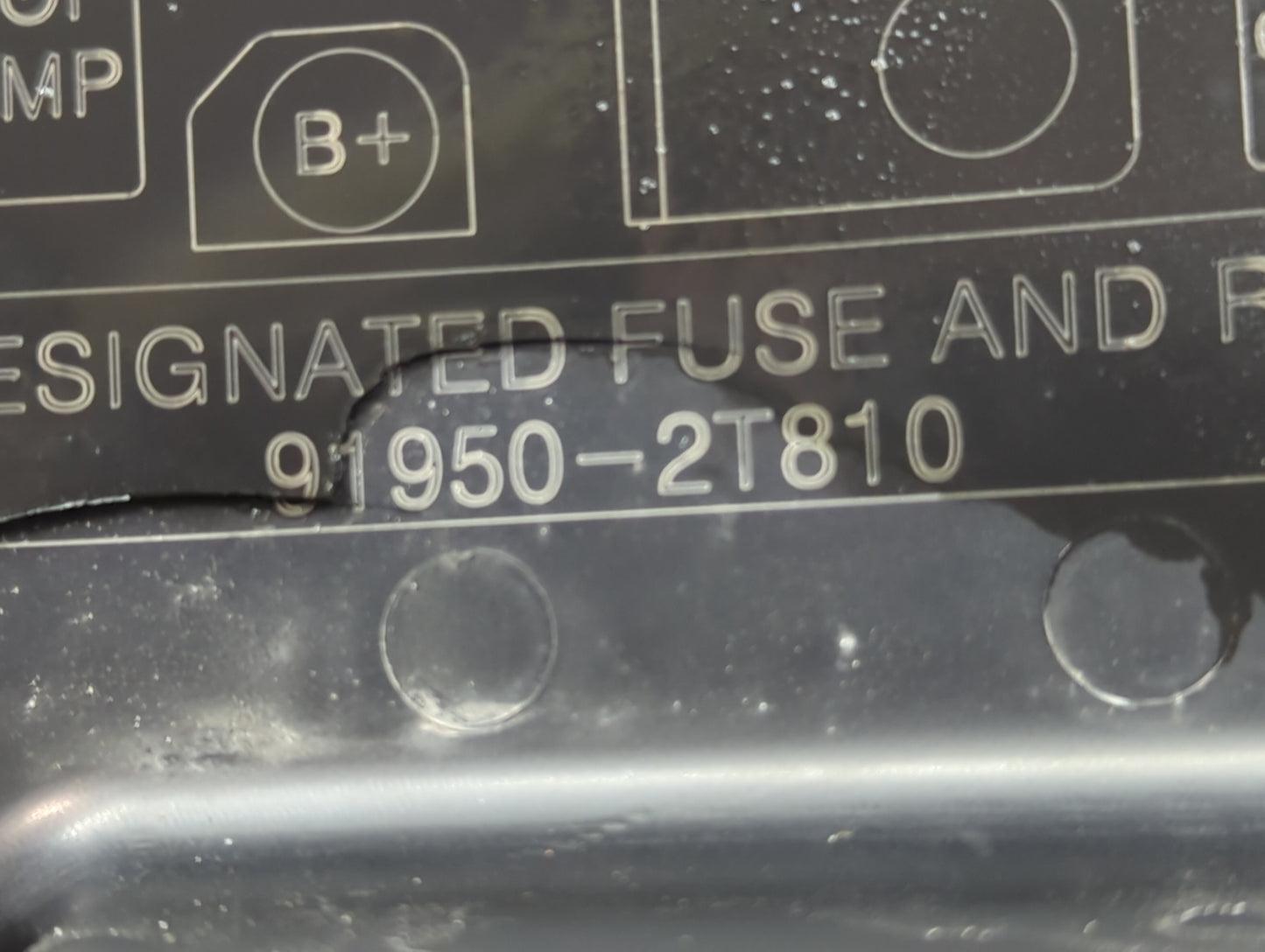 2014 Hyundai Azera Fusebox Fuse Box Panel Relay Module P/N:91950-2T810 Fits OEM Used Auto Parts - Oemusedautoparts1.com
