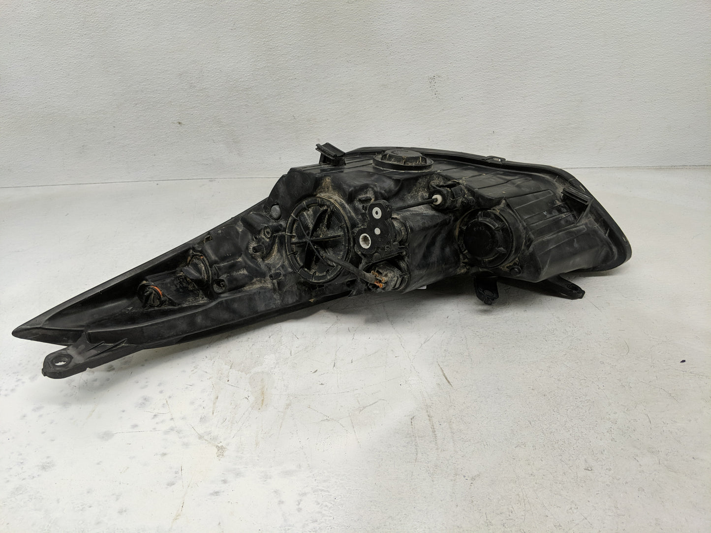 2014-2016 Hyundai Elantra Passenger Right Oem Head Light Headlight Lamp - Oemusedautoparts1.com