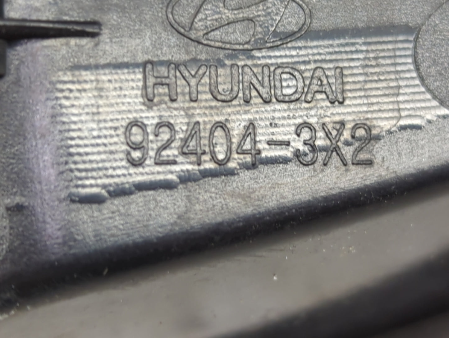 2014 Hyundai Elantra Driver Left Side Deck Lid Mounted Tail Light - Oemusedautoparts1.com
