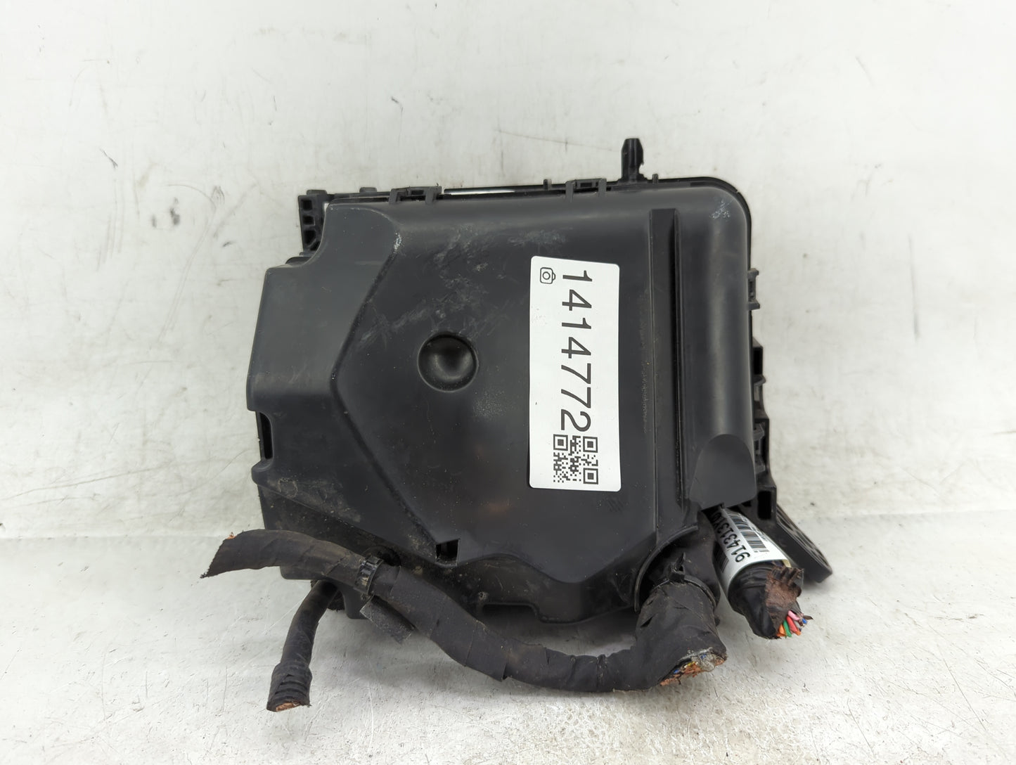 2014-2016 Hyundai Elantra Fusebox Fuse Box Panel Relay Module P/N:91951-3X100 Fits Fits 2014 2015 2016 OEM Used Auto Parts -