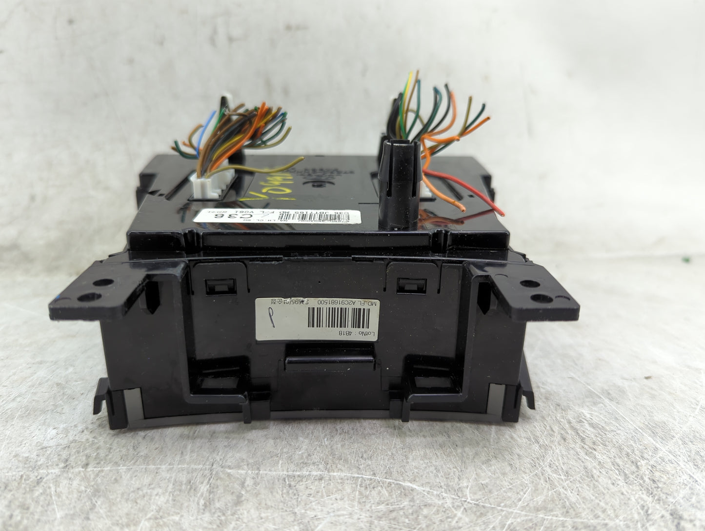 2014-2016 Hyundai Elantra Climate Control Module Temperature AC/Heater Replacement P/N:972503X0A0GU C36JBT7165 Fits OEM Used