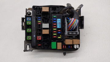 2014-2015 Hyundai Elantra Fusebox Fuse Box Panel Relay Module Fits Fits 2014 2015 OEM Used Auto Parts