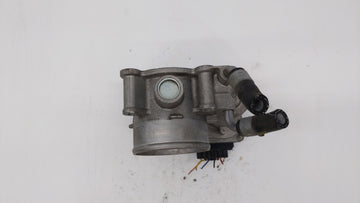 2011-2018 Hyundai Elantra Throttle Body P/N:35100-2E000 Fits Fits 2011 2012 2013 2014 2015 2016 2017 2018 2019 OEM Used Auto Parts