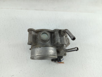 2011-2018 Hyundai Elantra Throttle Body P/N:35100-2E000 1302150124 Fits Fits 2011 2012 2013 2014 2015 2016 2017 2018 2019 OEM Used Auto Parts