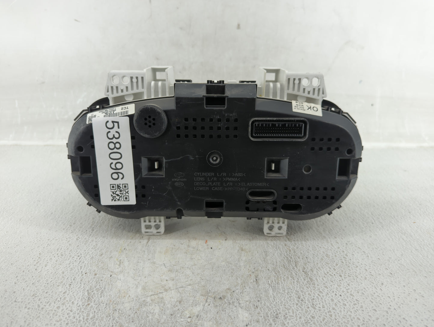 2014-2016 Hyundai Elantra Instrument Cluster Speedometer Gauges P/N:94004-3X240 Fits Fits 2014 2015 2016 OEM Used Auto Parts