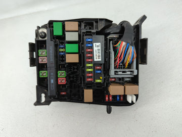 2014-2016 Hyundai Elantra Fusebox Fuse Box Panel Relay Module P/N:91265 3X060 Fits Fits 2014 2015 2016 OEM Used Auto Parts