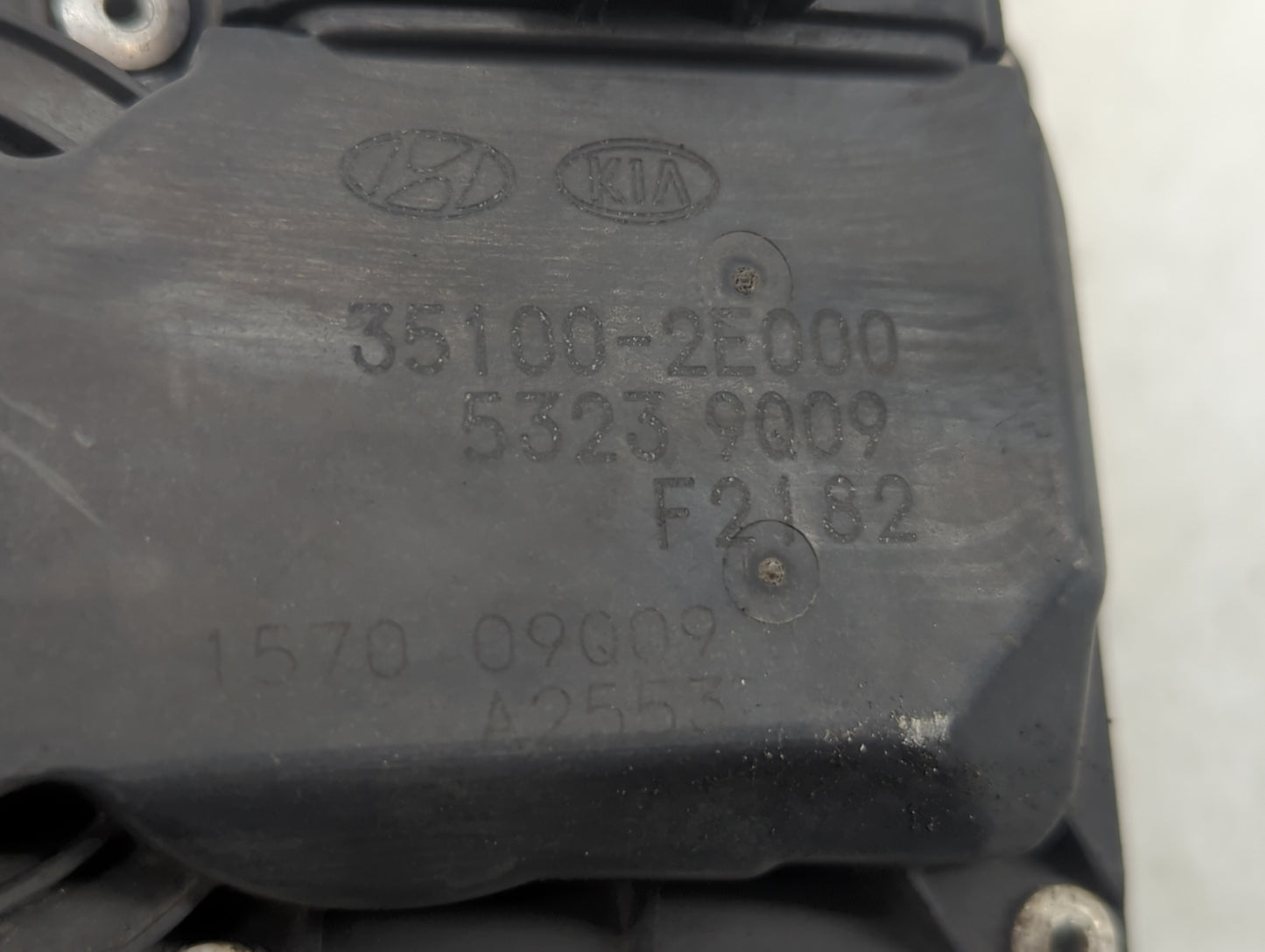 2011-2020 Hyundai Elantra Throttle Body P/N:35100-2E000 Fits Fits 2011 2012 2013 2014 2015 2016 2017 2018 2019 2020 2021 OEM