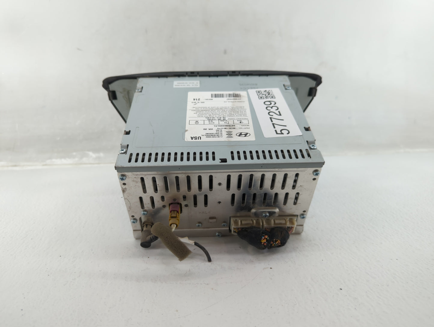 2014-2015 Hyundai Elantra Am Fm Cd Player Radio Receiver - Oemusedautoparts1.com