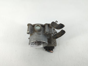 2011-2020 Hyundai Elantra Throttle Body P/N:35100-2E000 Fits Fits 2011 2012 2013 2014 2015 2016 2017 2018 2019 2020 2021 OEM Used Auto Parts