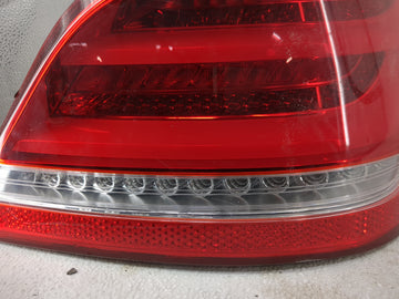 2014-2016 Hyundai Equus Tail Light Assembly Passenger Right OEM Fits Fits 2014 2015 2016 OEM Used Auto Parts