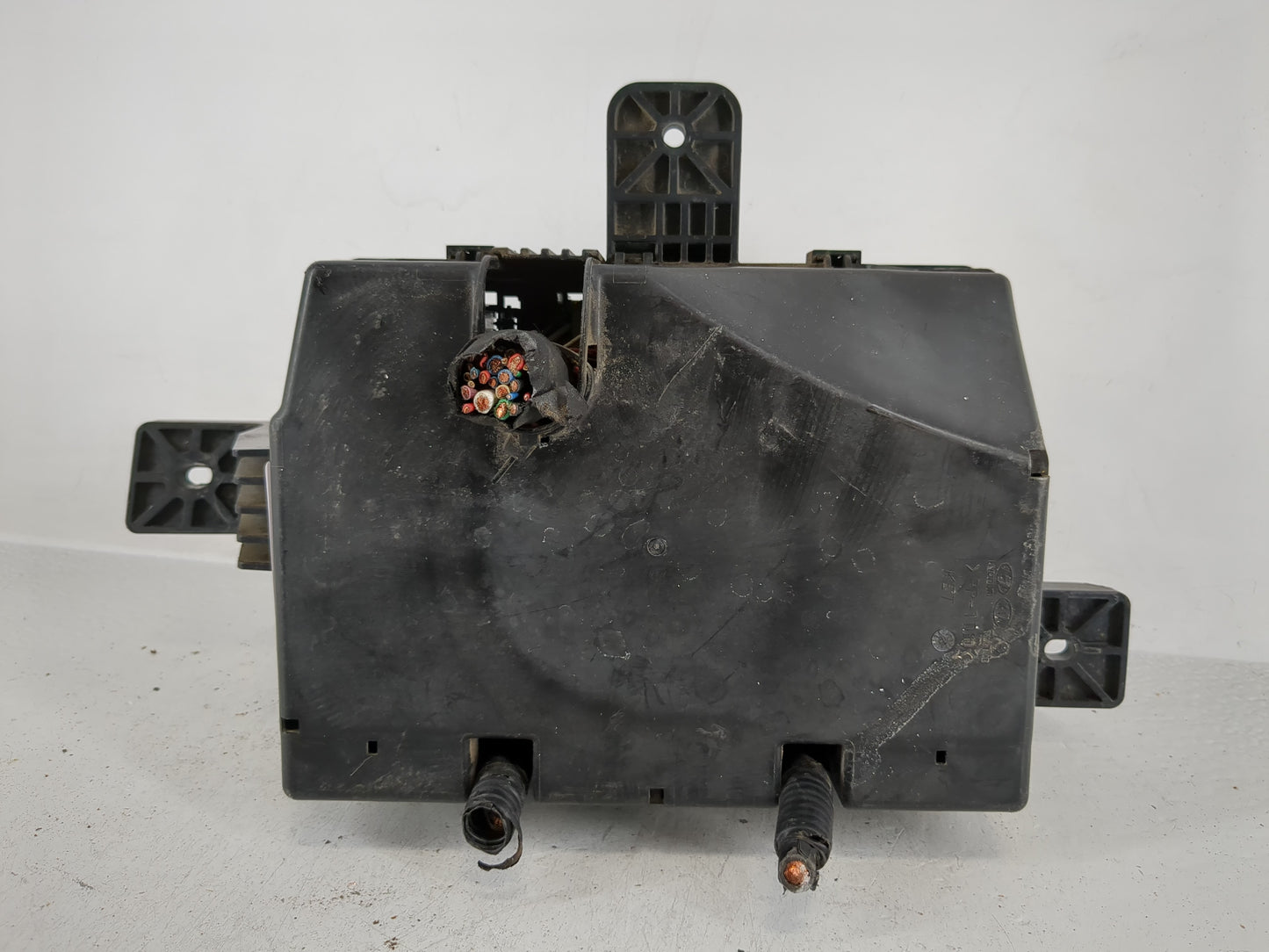 2013-2016 Hyundai Genesis Fusebox Fuse Box Panel Relay Module P/N:N91264-2M891 N91264-2M562 Fits Fits 2013 2014 2015 2016 OE