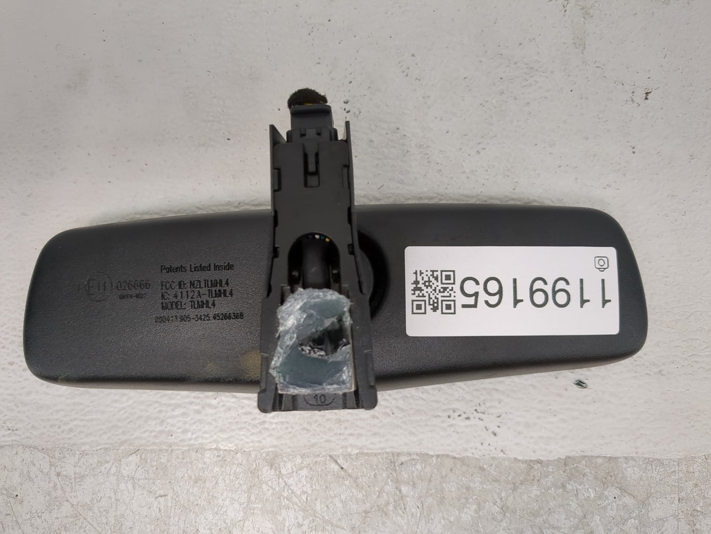 2013-2020 Hyundai Santa Fe Interior Rear View Mirror Replacement OEM P/N:E11026666 Fits OEM Used Auto Parts - Oemusedautopar