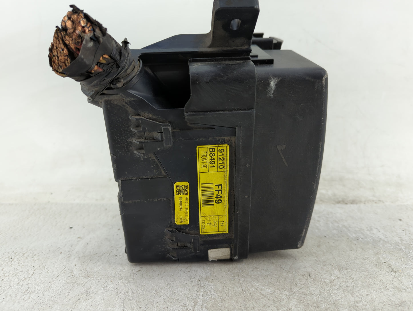 2013-2016 Hyundai Santa Fe Fusebox Fuse Box Panel Relay Module P/N:N91210-B8491-20 91210 B8491 Fits Fits 2013 2014 2015 2016