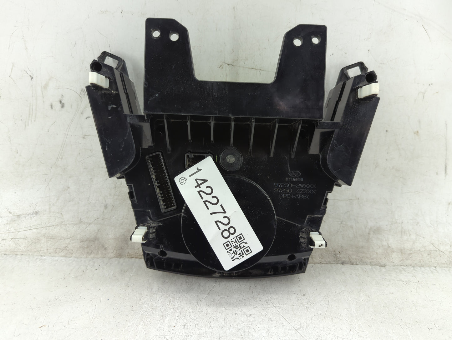 2013-2016 Hyundai Santa Fe Climate Control Module Temperature AC/Heater Replacement P/N:97250-B8451 97250-4ZXXX Fits OEM Use
